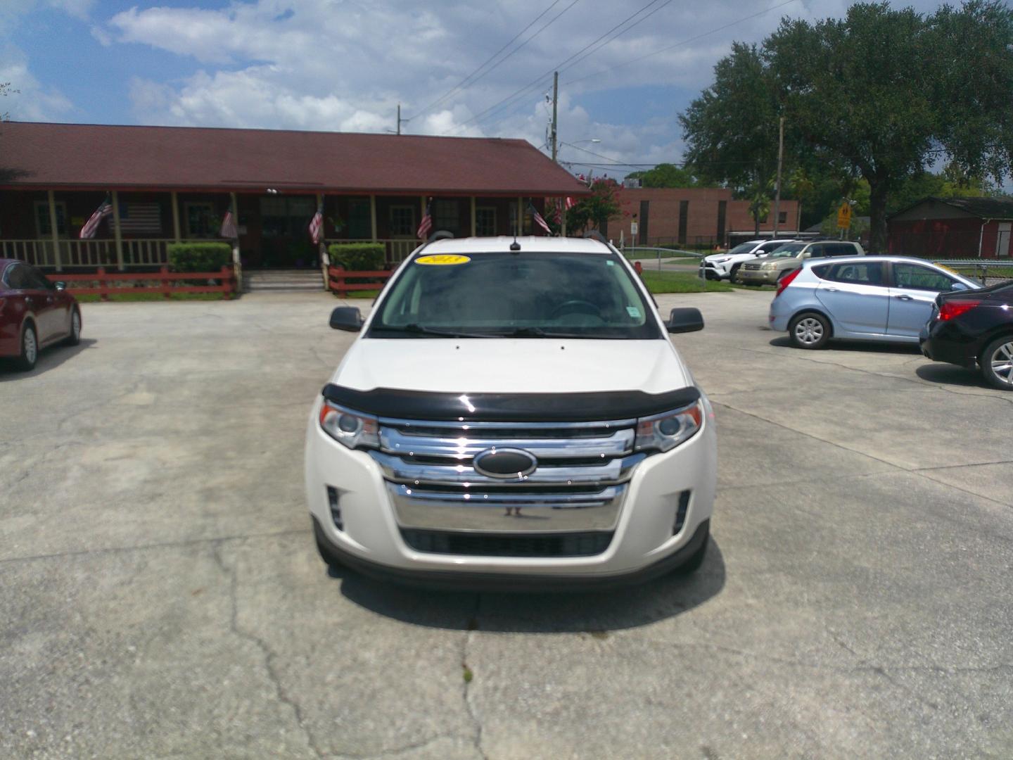 2013 WHITE FORD EDGE SE (2FMDK3GC2DB) , located at 1200 Cassat Avenue, Jacksonville, FL, 32205, (904) 695-1885, 30.302404, -81.731033 - Photo#0